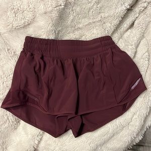 size 2 regualr Lulu shorts
